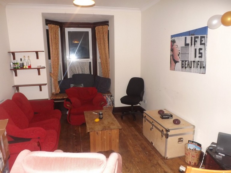 *NO STUDENT FEES 2020* STANSTED ROAD, Southsea