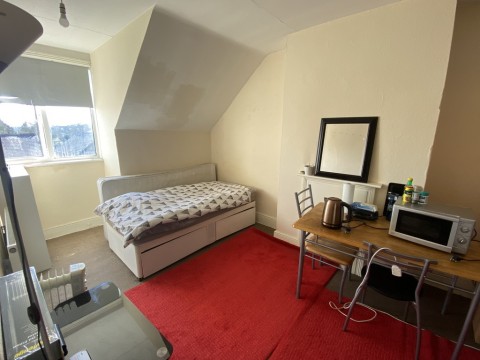 View Full Details for Room 5, Southampton